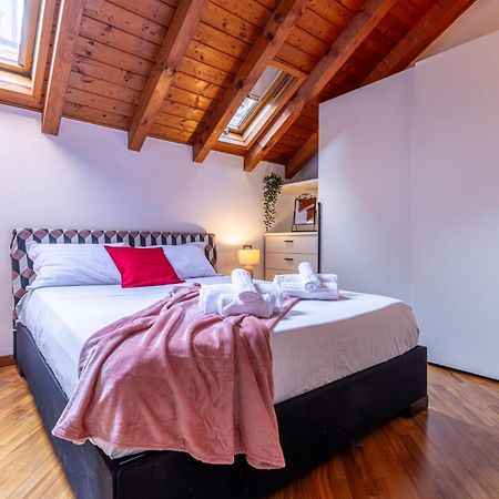 Romantic Suite Navigli - 15Min Duomo - Free Parking Milaan Buitenkant foto